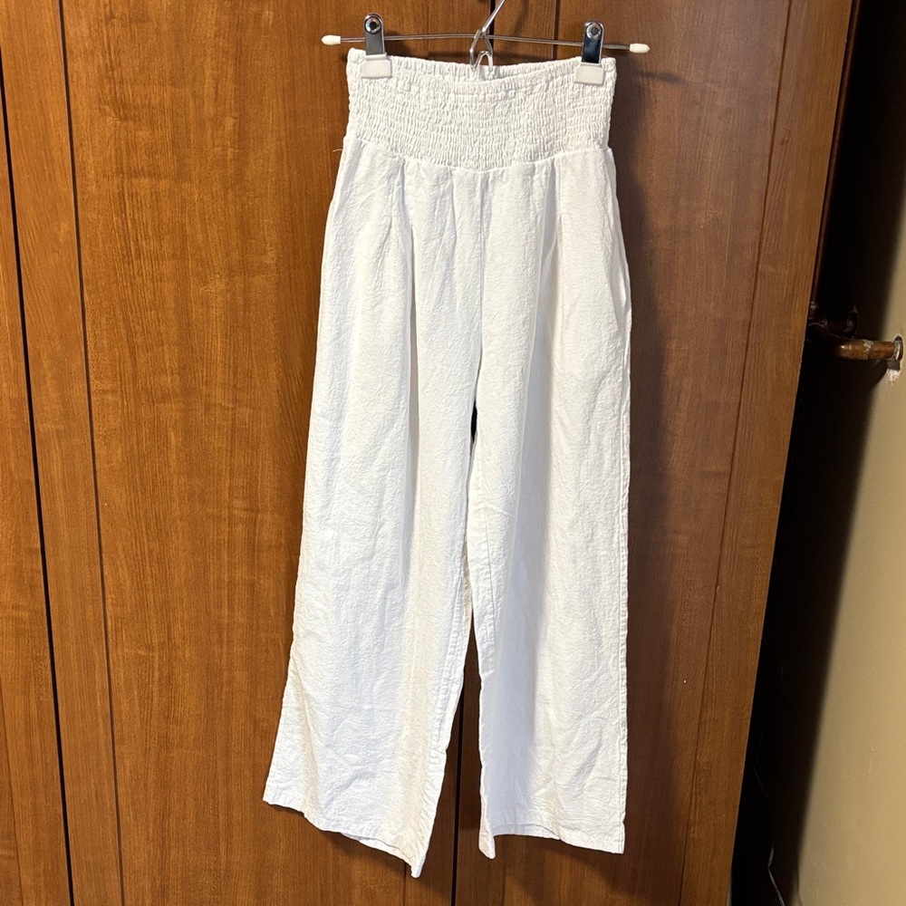 NWOT White Wide-Leg Pants